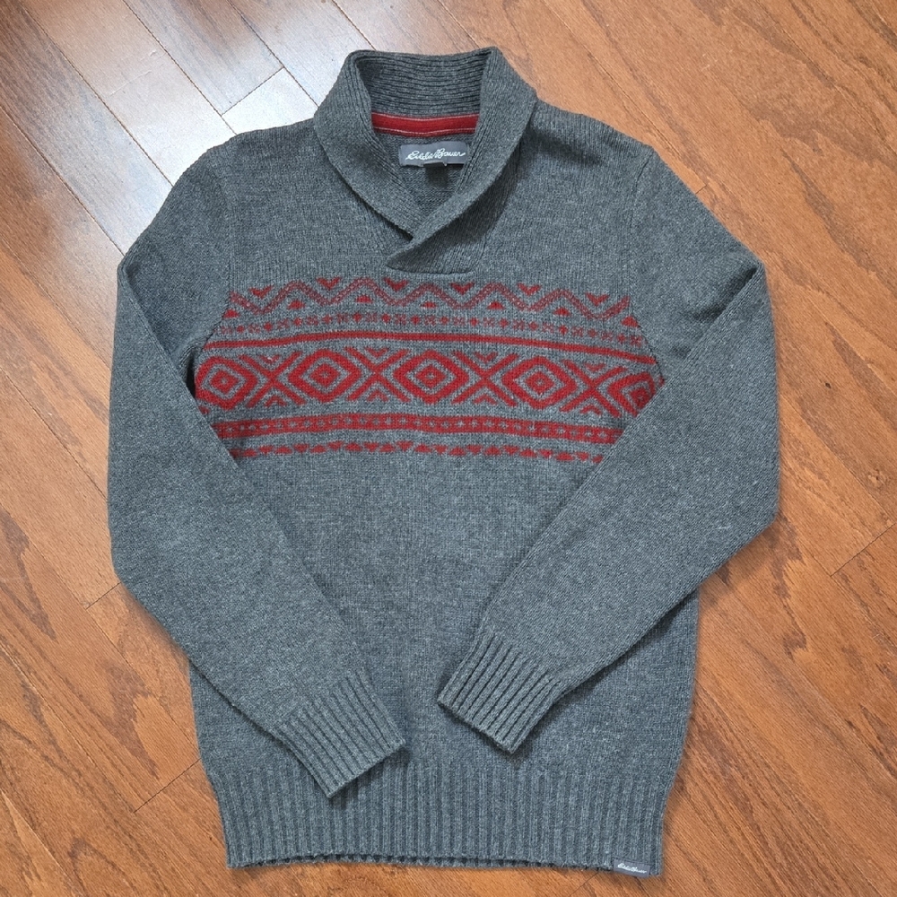 Eddie Bauer Gray Sweater with Red Pattern